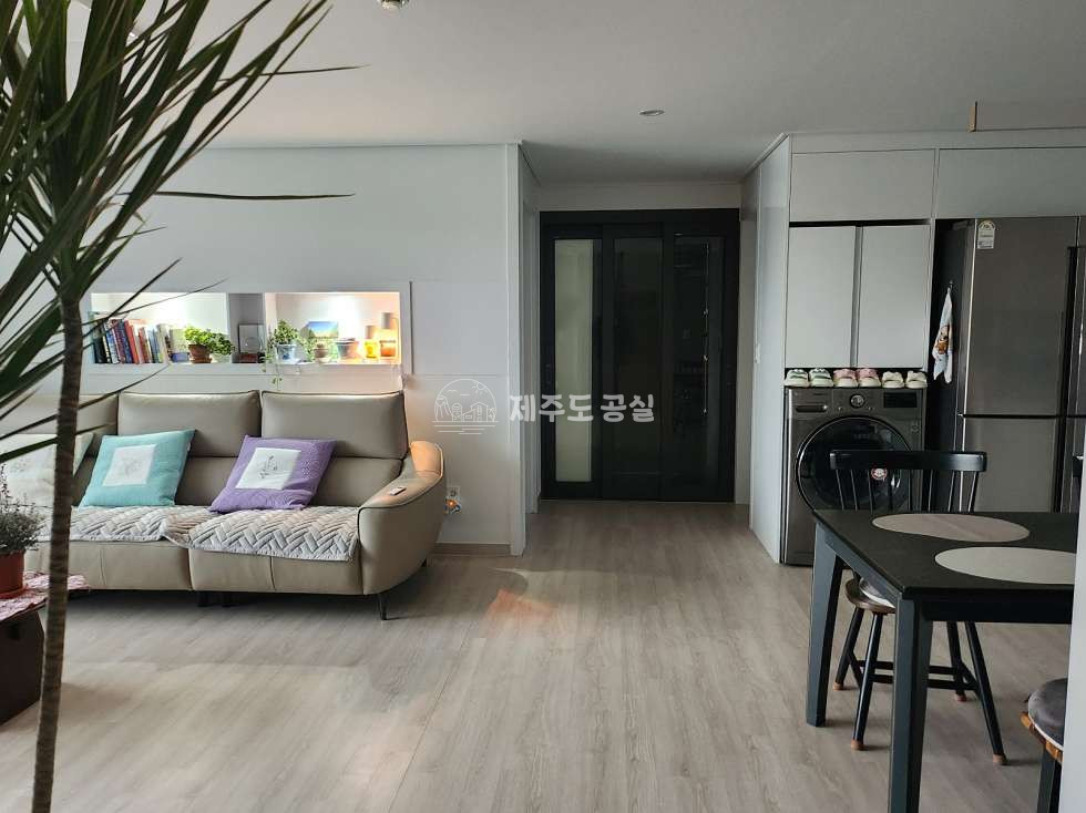 제주 제주시 봉개동 [봉개동] 3억원대/현앤수빌리지아파트/테라스/번영로인접/쓰리룸/복층/매매 매매 매물번호 10326 사진 7