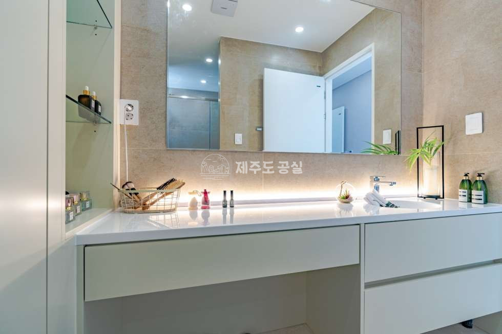 제주 제주시 애월읍 장전리 [애월읍수산리] 한라산뷰/오션뷰/루체비스타/신축/고급타운하우스/풀옵션/년세 연세 매물번호 10345 사진 8
