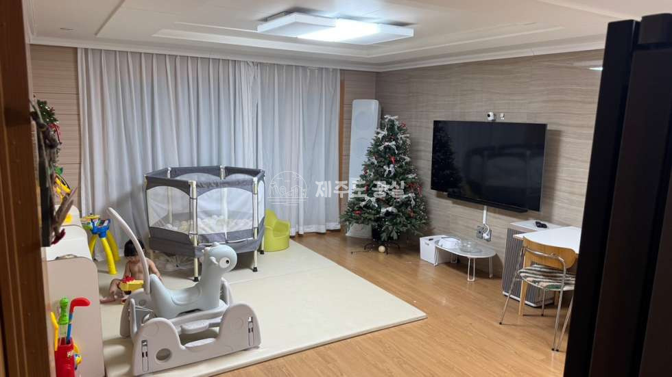 제주 제주시 외도일동 [외도일동] 1억원대/넓은테라스/아모르아파트/투룸/매매 매매 매물번호 10494 사진 1