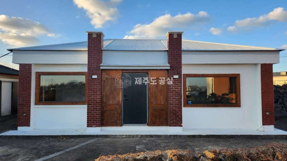 제주 제주시 구좌읍 월정리 [구좌읍월정리] 무권리/전체리모델링/제주도구옥/공방/스튜디오/임대 연세 매물번호 10562 사진 2