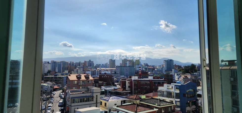 제주 제주시 도남동 [도남동] 2억원대/전체리모델링/한라산뷰/성환아파트/탑층/매매 매매 매물번호 10445 사진 4