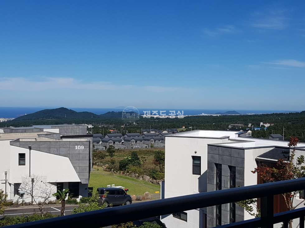 제주 제주시 해안동 [해안동] 전세1순위/근저당X/전세권설정가능/신비마을/오션뷰/더해피니스/타운하우스/쓰리룸/전세 전세 매물번호 10684 사진 18