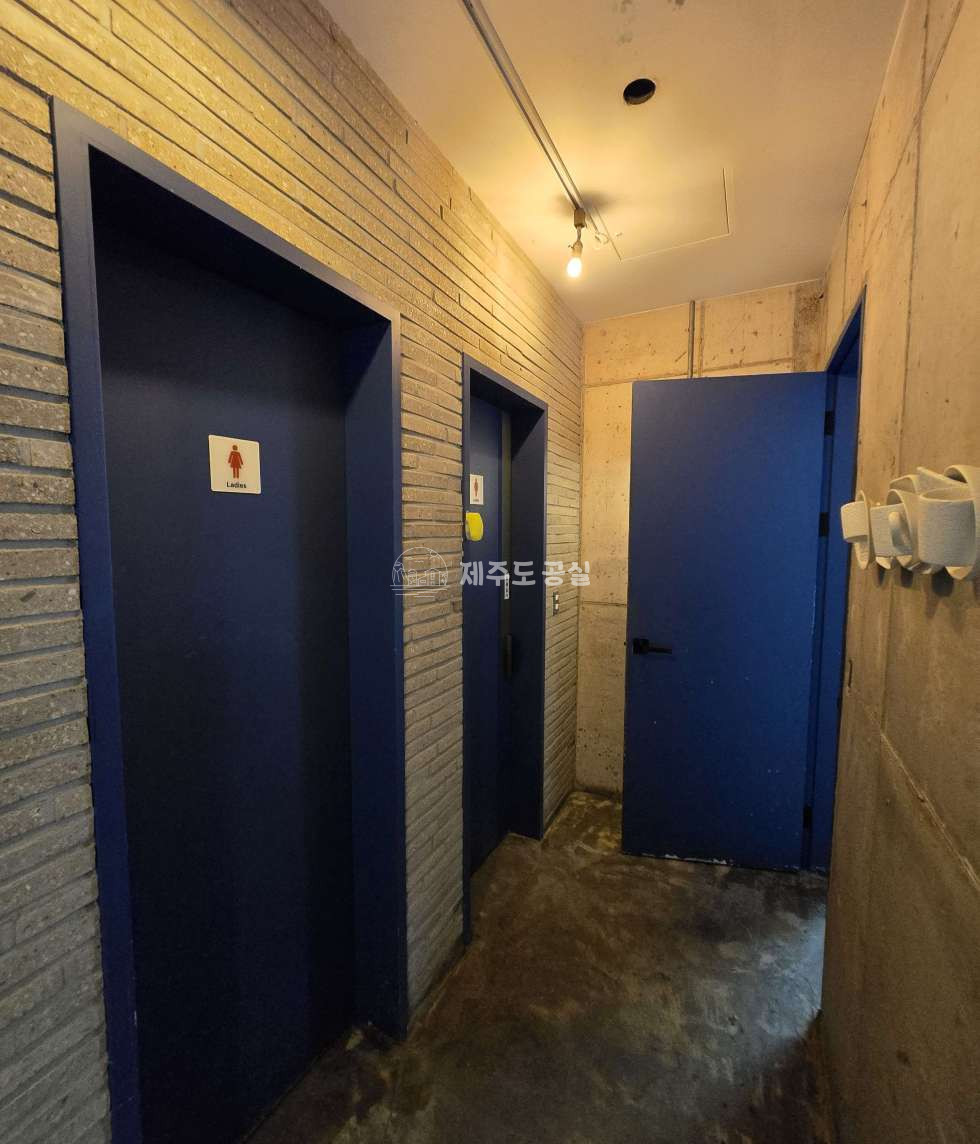 제주 제주시 애월읍 금성리 [애월읍금성리] 무권리/곽지해변/오션뷰/60평대/브런치카페/펍/일반음식점/임대 연세 매물번호 10706 사진 7
