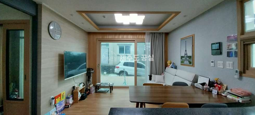 제주 제주시 한림읍 협재리 재릉초등학교/넓은마당/한수풀타운하우스/년세 연세 매물번호 10008 사진 5