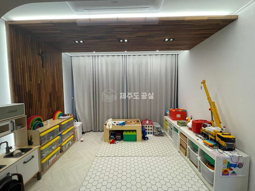 제주 제주시 도평동 6억원대/프라이빗/잔디정원/도심속타운하우스 매매 매물번호 10012 사진 1