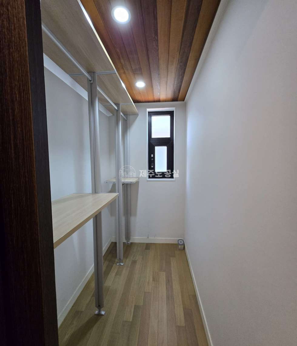 제주 제주시 해안동 [해안동] 8억원대/월산마을/개별등기/태양광패널/주차2대/45평형/고급단독주택/방4/매매 매매 매물번호 10898 사진 10