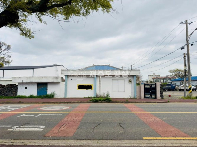 제주 제주시 한림읍 한수리 [한림읍한수리억] 2원대/한림킹마트인근/농어촌민박/제주도구옥/단독주택/매매 매매 매물번호 10220 사진 3