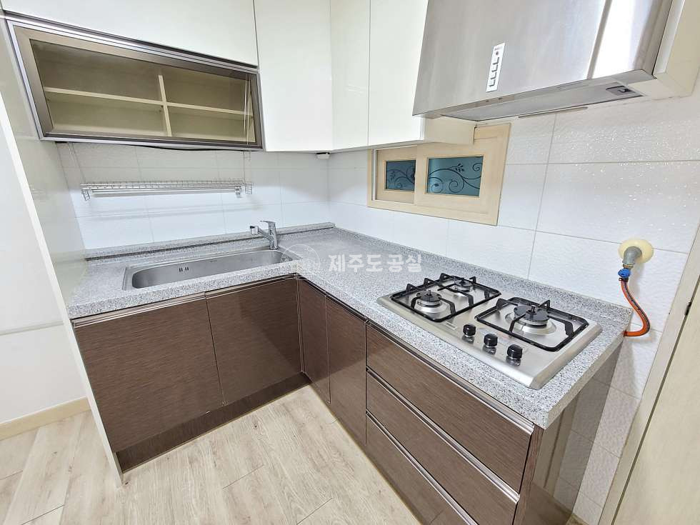 제주 서귀포시 표선면 표선리 1004-11 (라메르빌) 2억원대/표선오일장인근/다세대빌라/쓰리룸/매매 매매 매물번호 10150 사진 6