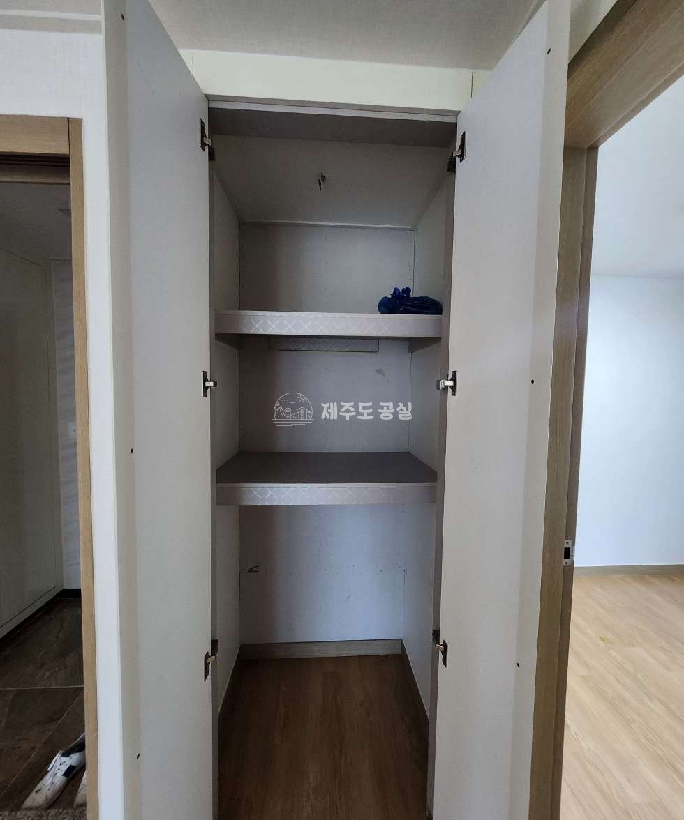 제주 제주시 외도일동 416-17 외도일동/그라벨호텔인근/다가구주택/남향/쓰리룸/무옵션/년세 연세 매물번호 10212 사진 4
