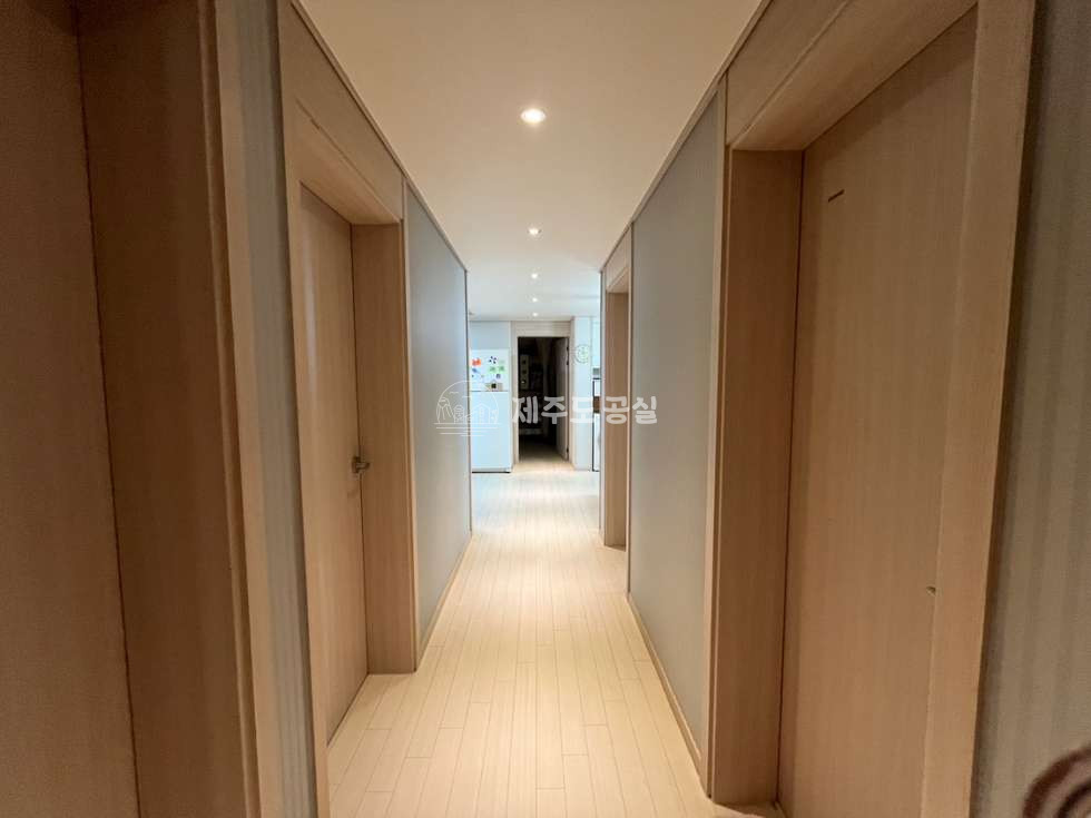 제주 제주시 외도일동 2215-3 [외도일동] 2억원대/외도지구/구조잘빠진/방4/다세대빌라/1층/매매 매매 매물번호 10259 사진 10