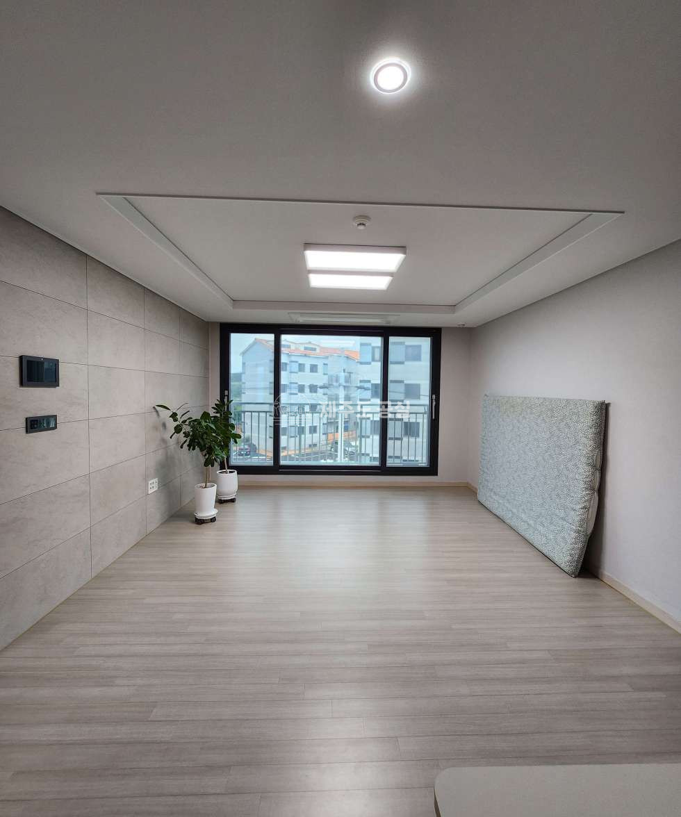 제주 제주시 영평동 2733 302동 [영평동] 4억원대/신축/태양광설비/효성해링턴코트2차/쓰리룸/복층/매매 매매 매물번호 10319 사진 1