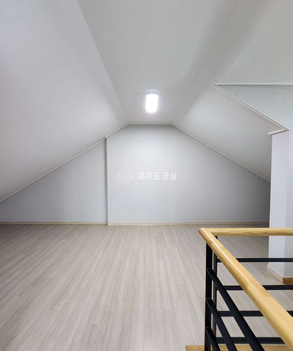 제주 제주시 영평동 2733 302동 [영평동] 4억원대/신축/태양광설비/효성해링턴코트2차/쓰리룸/복층/매매 매매 매물번호 10319 사진 12