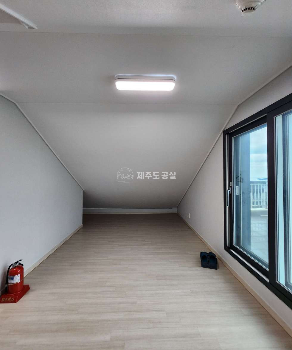 제주 제주시 영평동 2733 302동 [영평동] 4억원대/신축/태양광설비/효성해링턴코트2차/쓰리룸/복층/매매 매매 매물번호 10319 사진 14