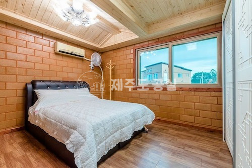 제주 제주시 애월읍 상가리 1345 에이동 [애월읍상가리] 더럭초등학교인근/오션뷰/친환경황토집/풀옵션/년세 연세 매물번호 10297 사진 4