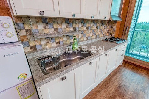 제주 제주시 애월읍 상가리 1345 에이동 [애월읍상가리] 더럭초등학교인근/오션뷰/친환경황토집/풀옵션/년세 연세 매물번호 10297 사진 13