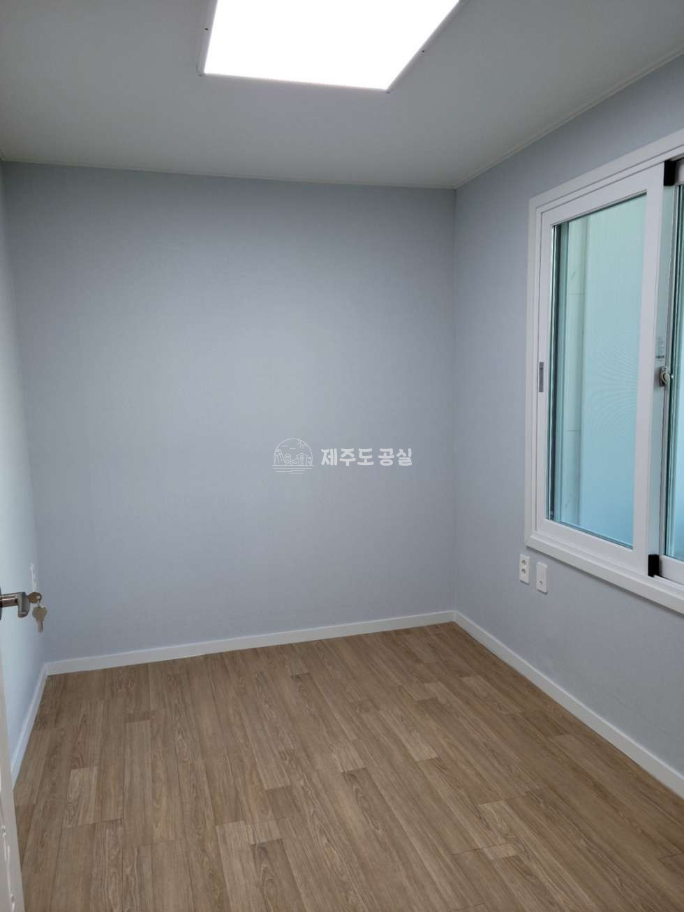 제주 제주시 연동 252-46 (성원주택) 나동 [연동] 제원아파트인근/전체리모델링/첫입주/투룸1층/년세 연세 매물번호 10485 사진 4