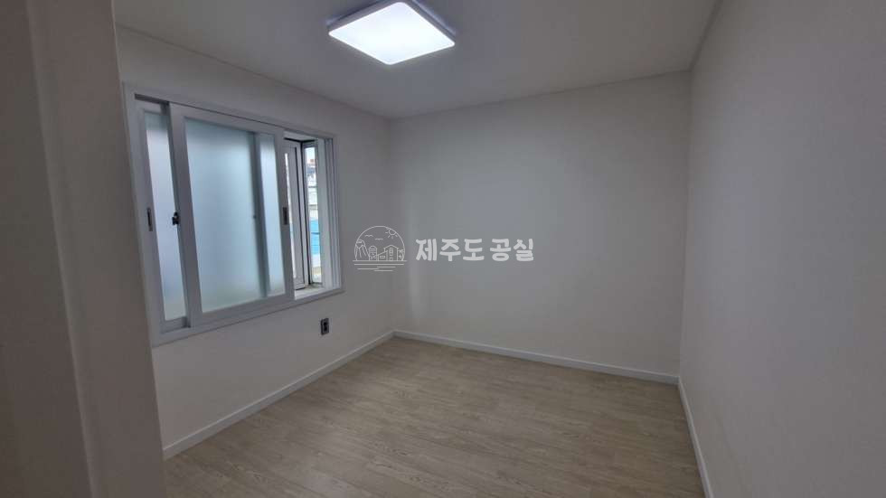 제주 제주시 이도일동 1325-23 (삼부주택) [이도일동] 1억원대/이도일동주민센터인근/전체리모델링/투룸/급매 매매 매물번호 10462 사진 3