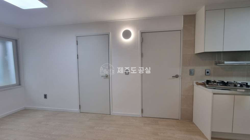 제주 제주시 이도일동 1325-23 (삼부주택) [이도일동] 1억원대/이도일동주민센터인근/전체리모델링/투룸/급매 매매 매물번호 10462 사진 4