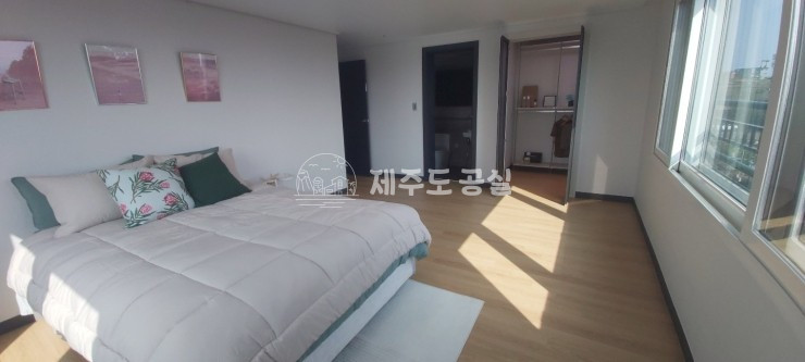 제주 서귀포시 중문동 1733-5 [중문] 2억원대/중문초등학교인근/신축급컨디션/중문카렌시아/연립주택/쓰리룸/급매 매매 매물번호 10588 사진 8