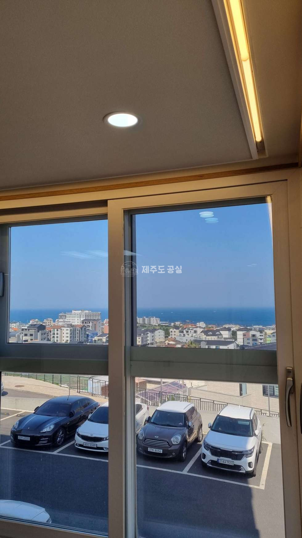 제주 제주시 애월읍 하귀1리 179-1 (스카이팜) [애월읍하귀1리] 급매/3억원대/파노라마오션뷰/내부리모델링완료/준신축빌라/쓰리룸/매매 매매 매물번호 10673 사진 9