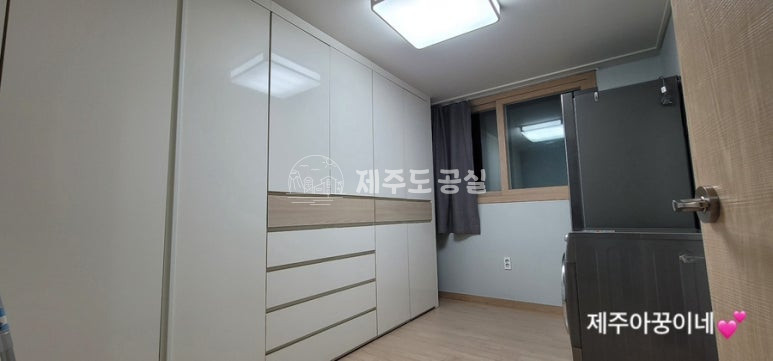 제주 제주시 연동 1380-1 102동 [연동] 연동신시가지/한라산뷰/테라스/고급연립빌라/복층/방5/풀옵션/년세 연세 매물번호 10636 사진 5