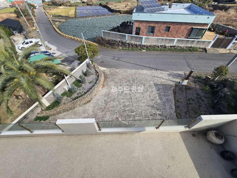 제주 제주시 애월읍 애월리 [애월읍애월리] 애월항인근/애월해안로/전체리모델링/오션뷰/20평/루프탑/음식점/카페/펍/양도양수/통임대 연세 매물번호 11042 사진 9
