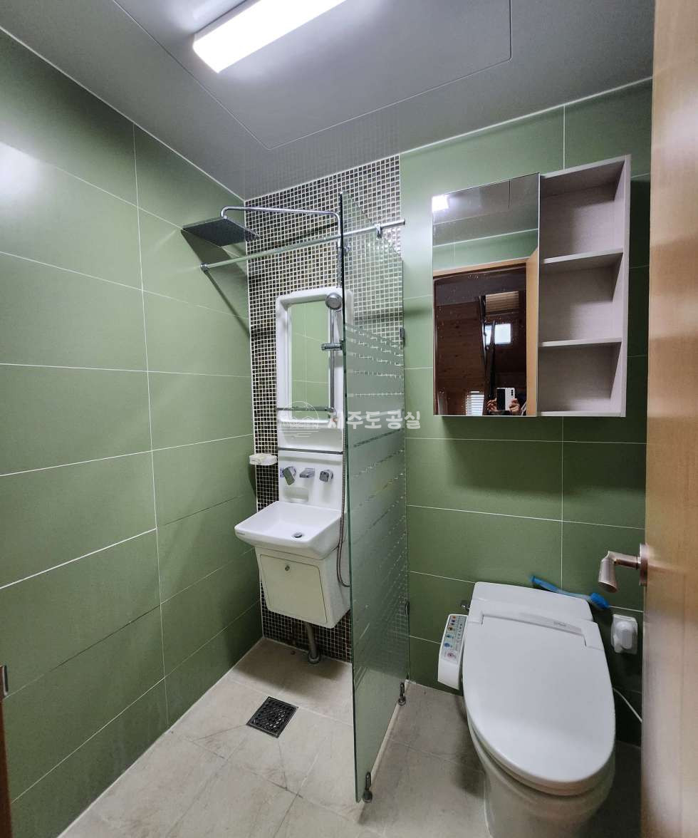 제주 제주시 한림읍 협재리 재릉초등학교/지분등기/넓은마당/한수풀타운하우스/매매 매매 매물번호 10007 사진 12