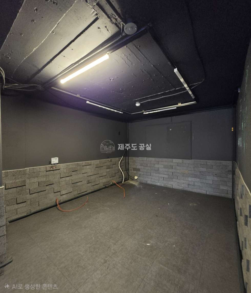 제주 제주시 노형동 [노형동] 무권리/원노형로/대로변1층/27평/유동인구최상/먹자골목/전면폴딩도어/일반음식점/식당/임대 연세 매물번호 10835 사진 6