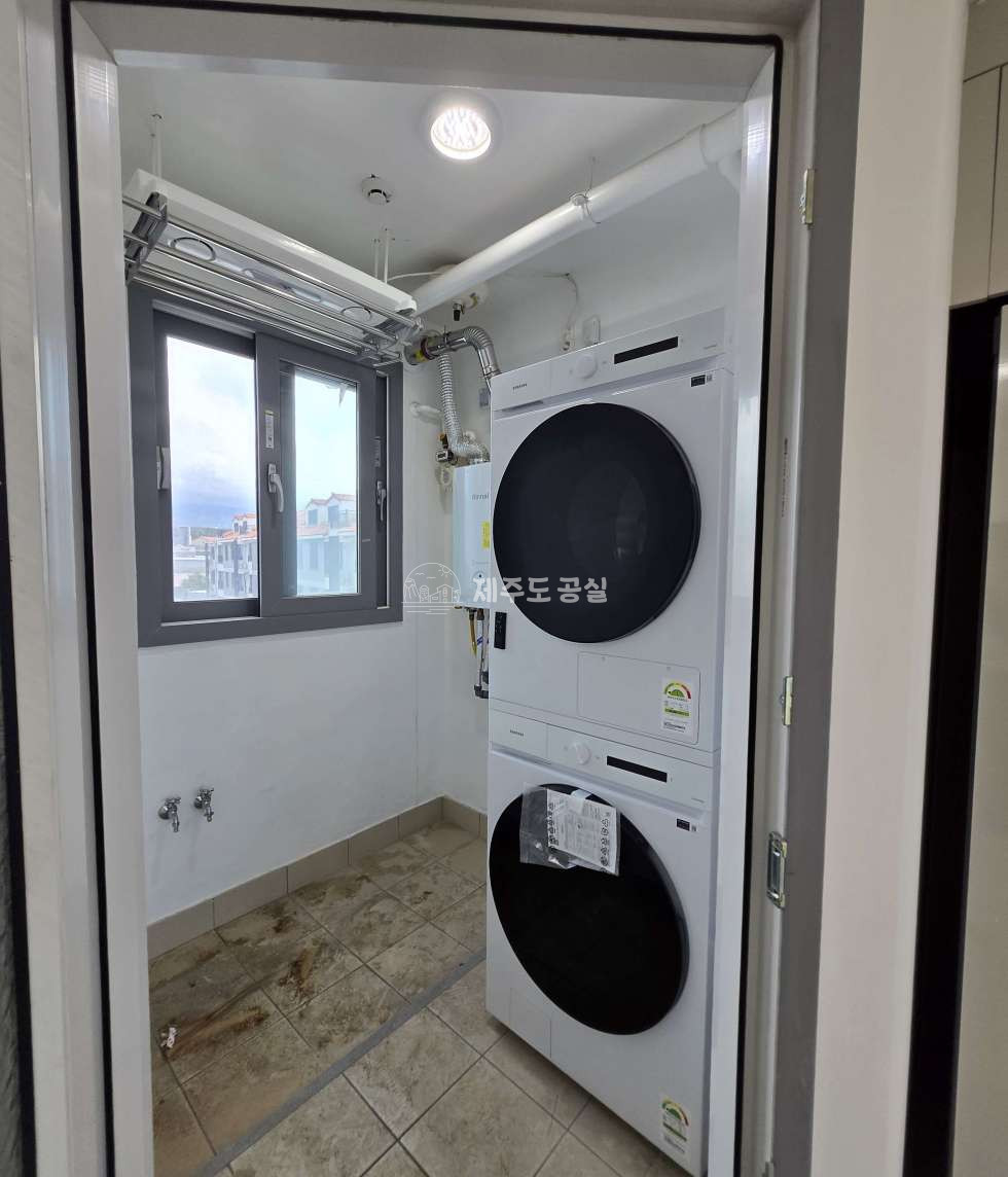 제주 제주시 오라일동 3827 101동 [오라일동] 제주종합운동장/반려동물/다세대빌라/주차편리/복층/쓰리룸/전세 전세 매물번호 11253 사진 9