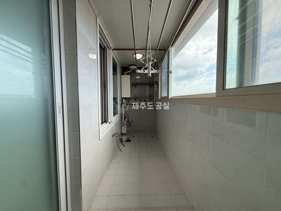 제주 제주시 이도일동 1782-13 [이도일동] 삼성초등학교인근/1세대1주차/광양뜨래별아파트/탑층/한라산뷰/쓰리룸/매매 매매 매물번호 11254 사진 11
